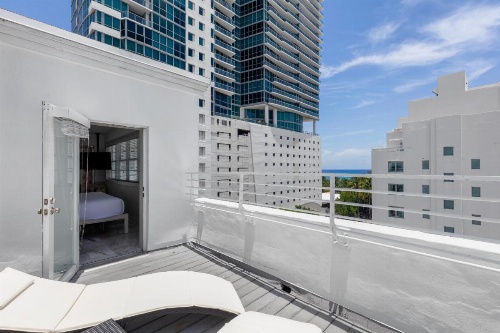 Townhouse Hotel by LuxUrban, Trademark Collection by Wyndham image 11