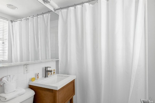 Townhouse Hotel by LuxUrban, Trademark Collection by Wyndham image 16