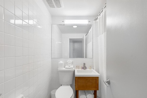 Townhouse Hotel by LuxUrban, Trademark Collection by Wyndham image 25